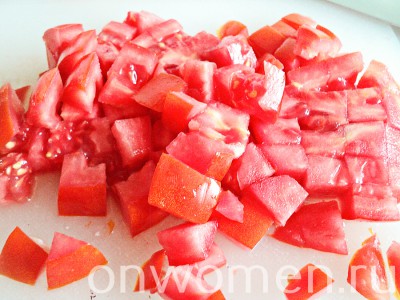 salat-s-kalmarami-i-pomidorami3