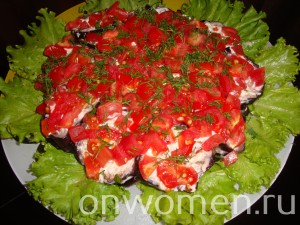 salat-s-baklazhanami-pomidorami-i-gribami16