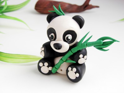 Панда из пластилина