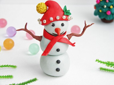 Снеговик из шарикового пластилина. Пошаговый мастер-класс с фото